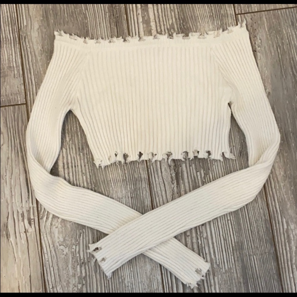 Crop Sweater - Picture 2 of 3